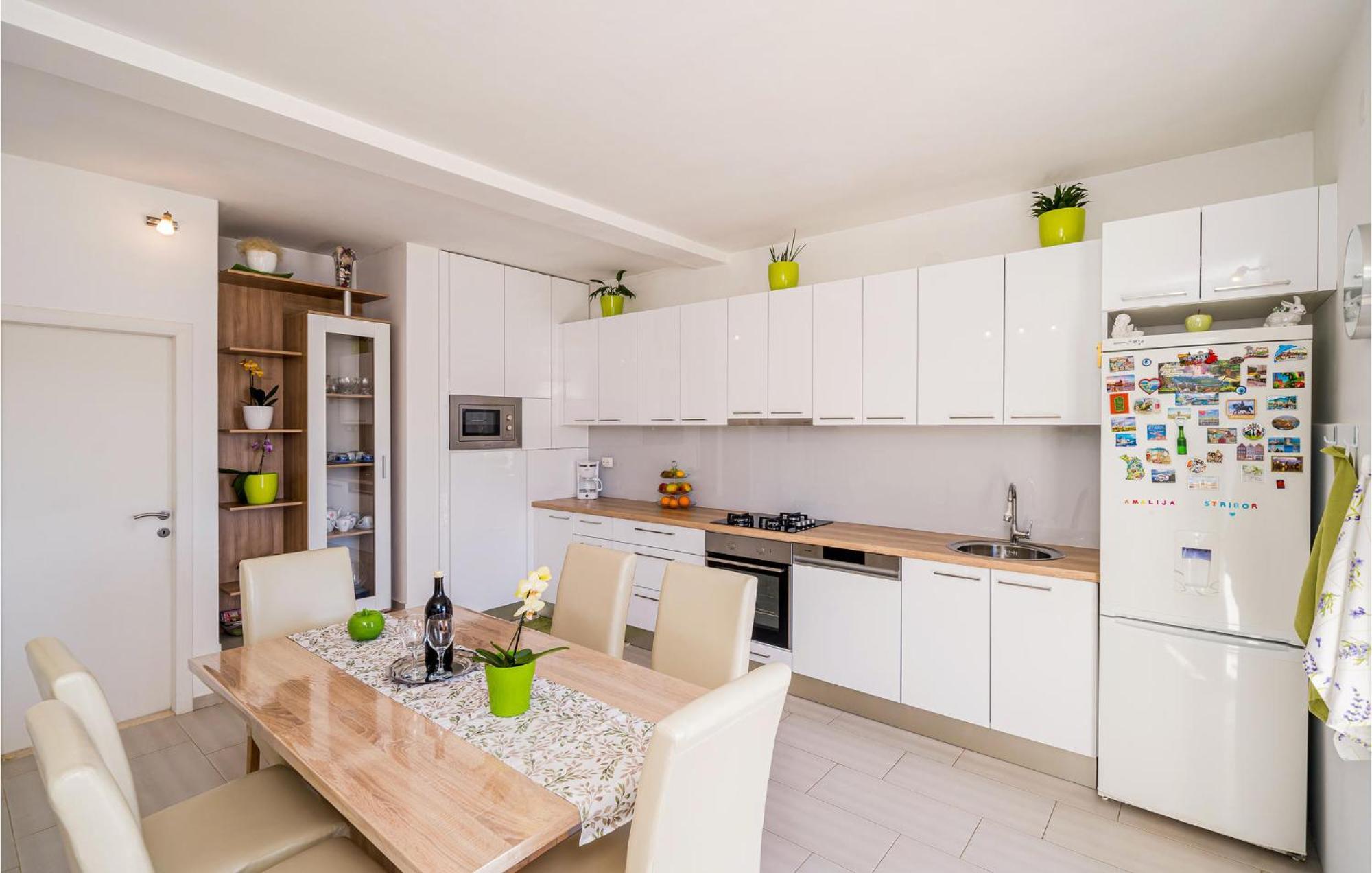 Cozy Apartment In Zaton Veliki With Kitchen Ngoại thất bức ảnh